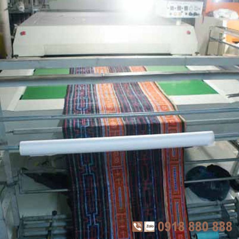Ép vải thổ cẩm